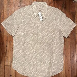J.Crew men’s seersucker shirt, NWT